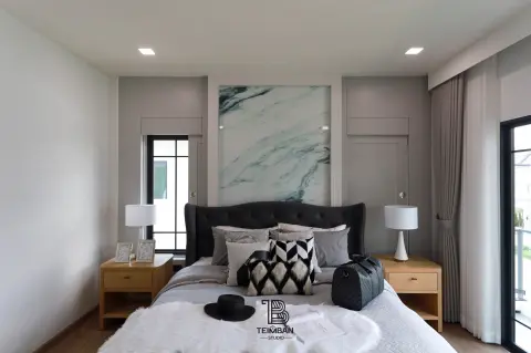 MASTER BEDROOM · บ้านตัวอย่าง The Thames by สิรารมย์ โคราช