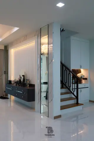 ห้องรับแขก · บ้านตัวอย่าง The Thames by สิรารมย์ โคราช