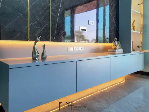 ห้องรับแขก · คุณเอมมี่ นางรอง
