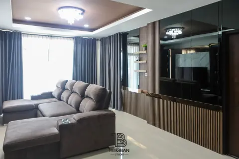 ห้องทำงาน · คุณท๊อป ชัยยภูมิ