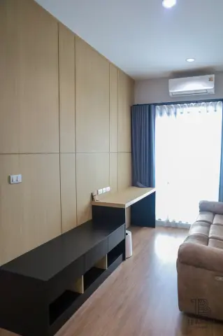 ห้องนั่งเล่น · คุณพฤกษ์ อาณาสรา